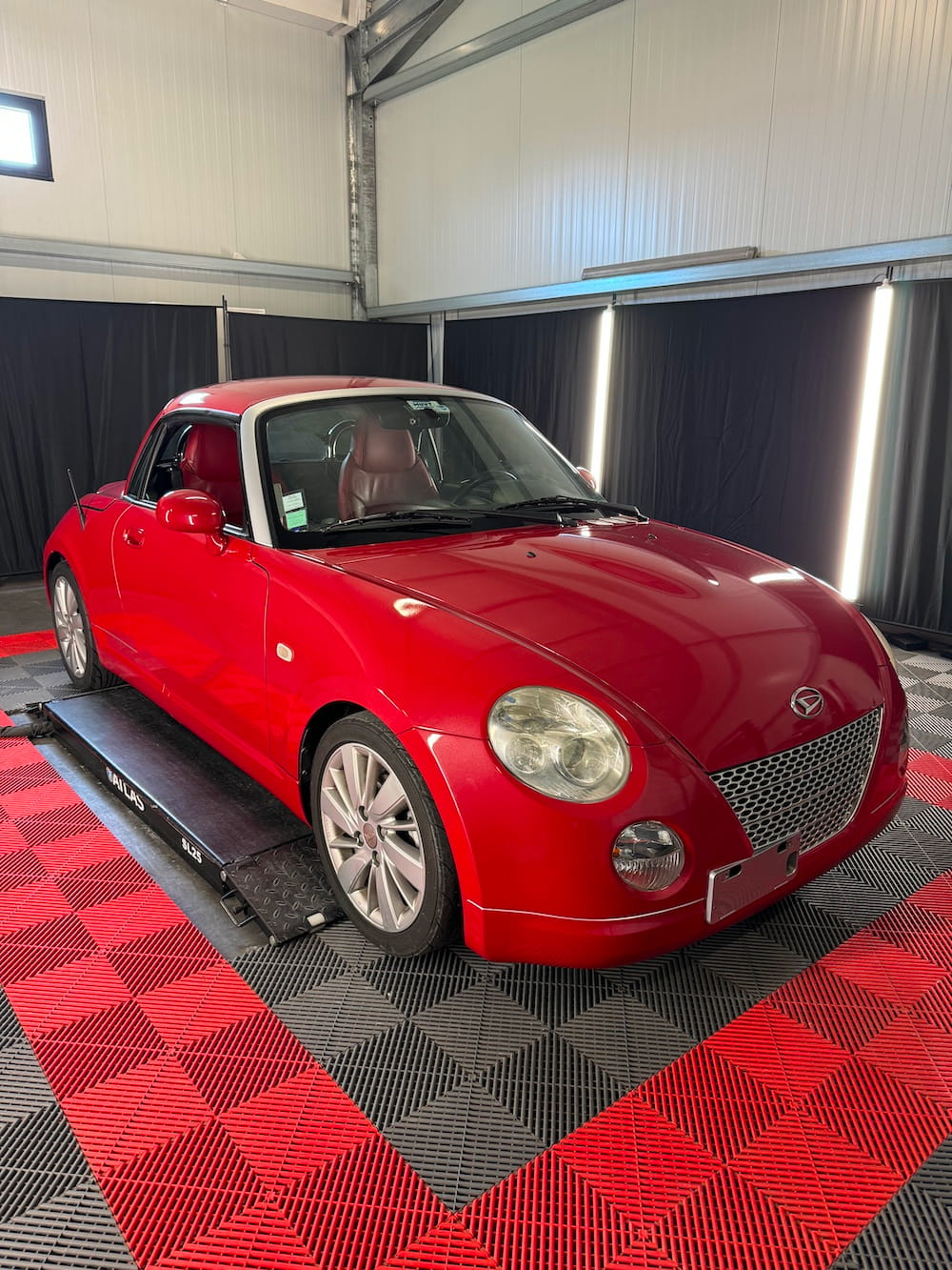 Daihatsu Copen Rouge Métallisé