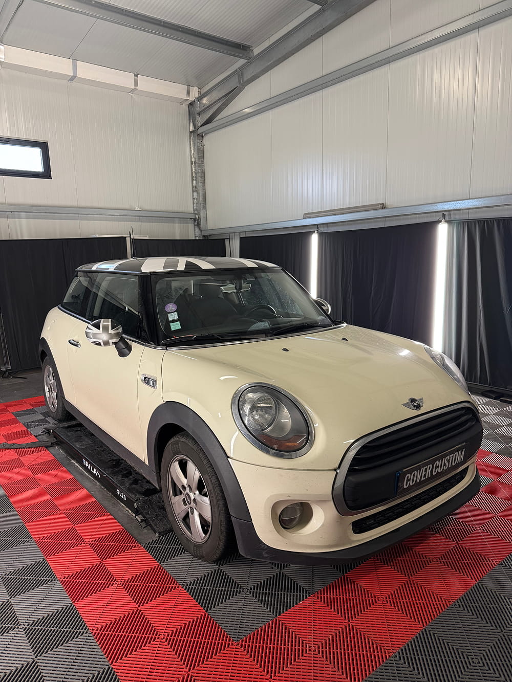 Mini Cooper (Toit)