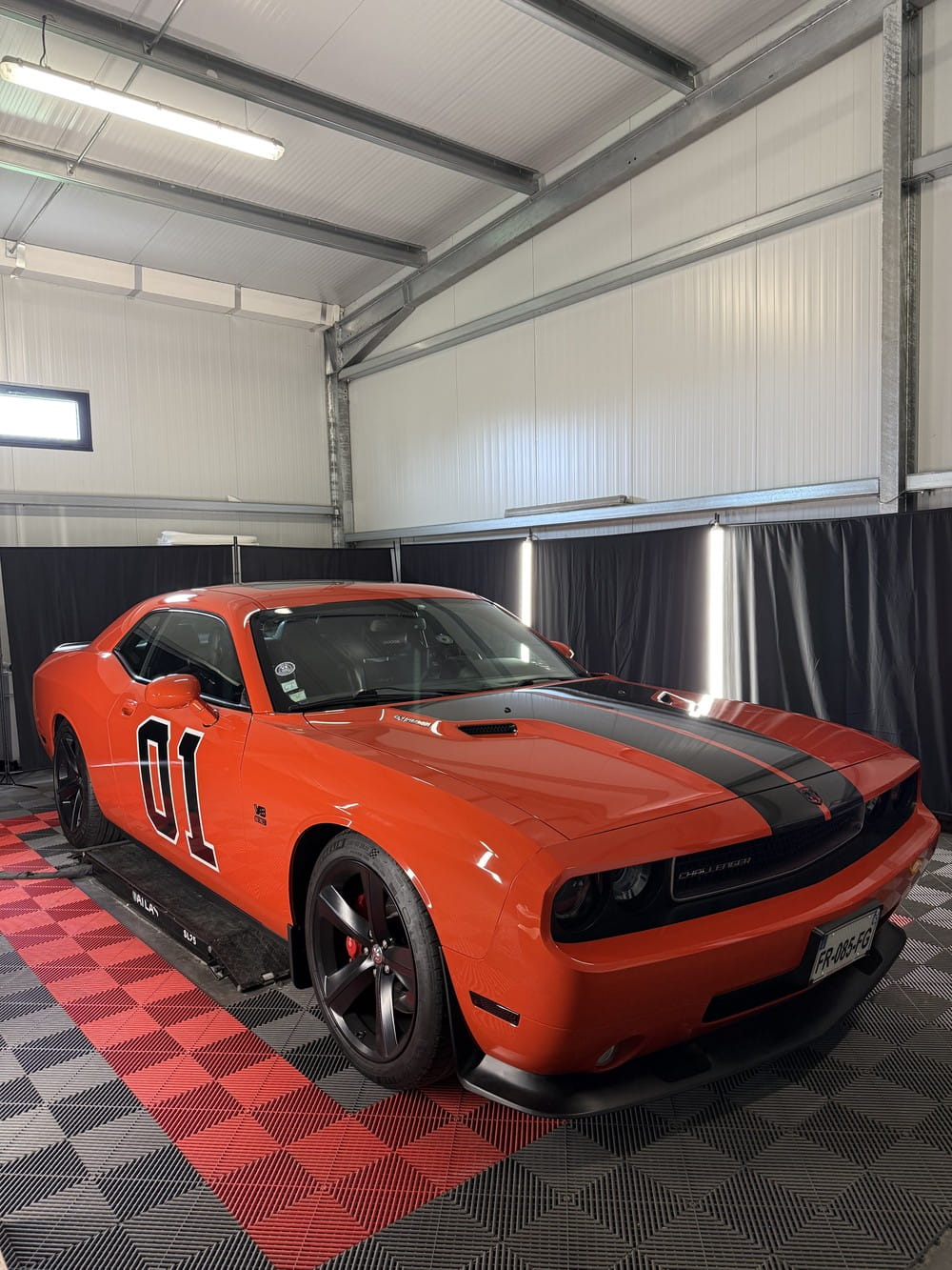 Dodge Challenger Bandes Carbone Brillant